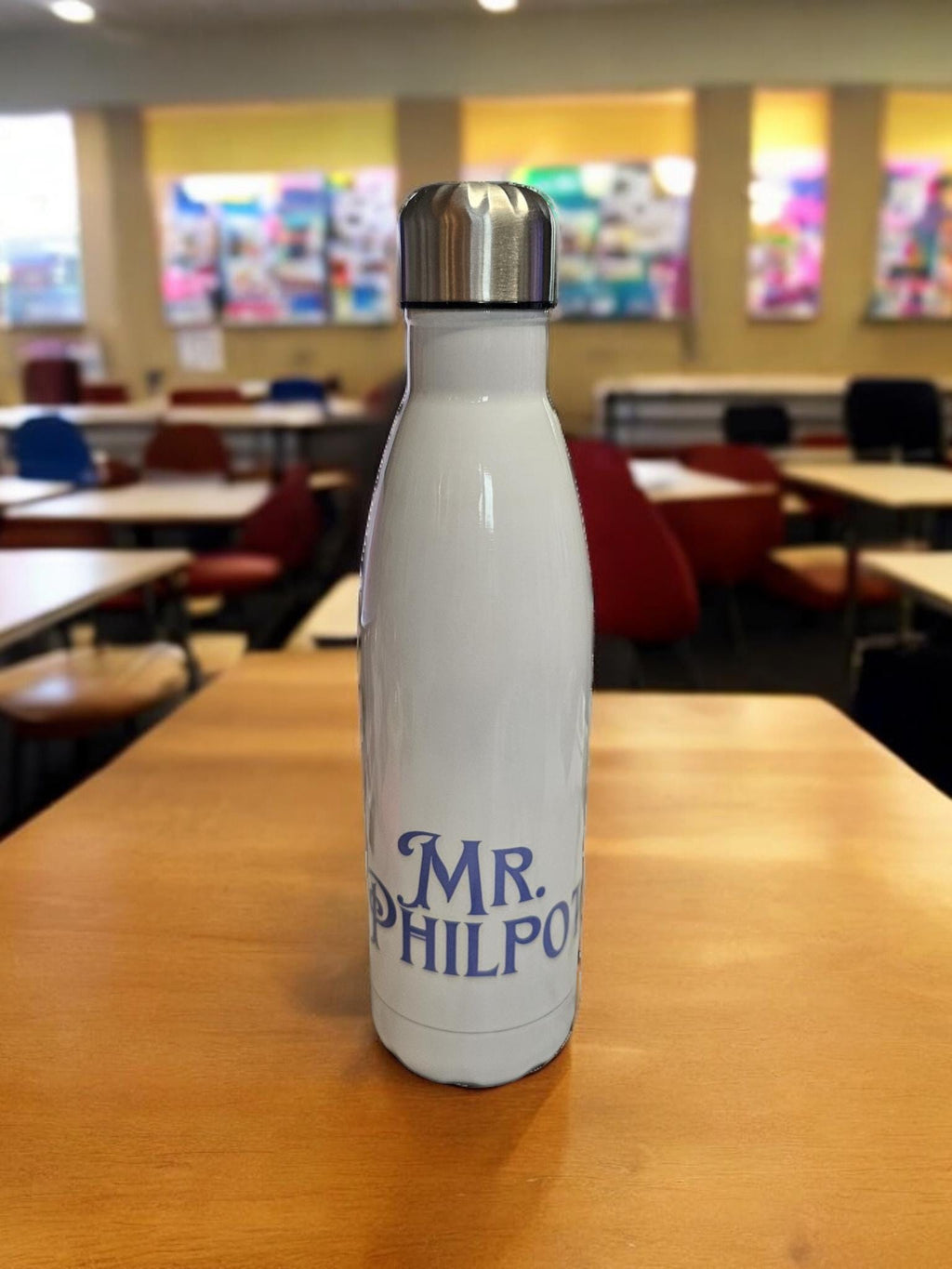 Handprinted, personalised, 500ml (17oz) insulated, stainless steel water bottle.