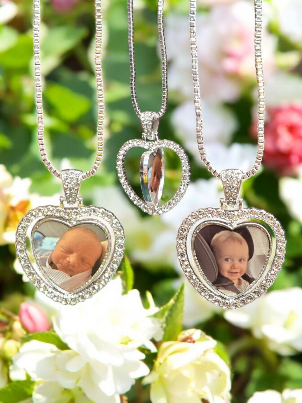 Heart shaped, photo, silver necklace.