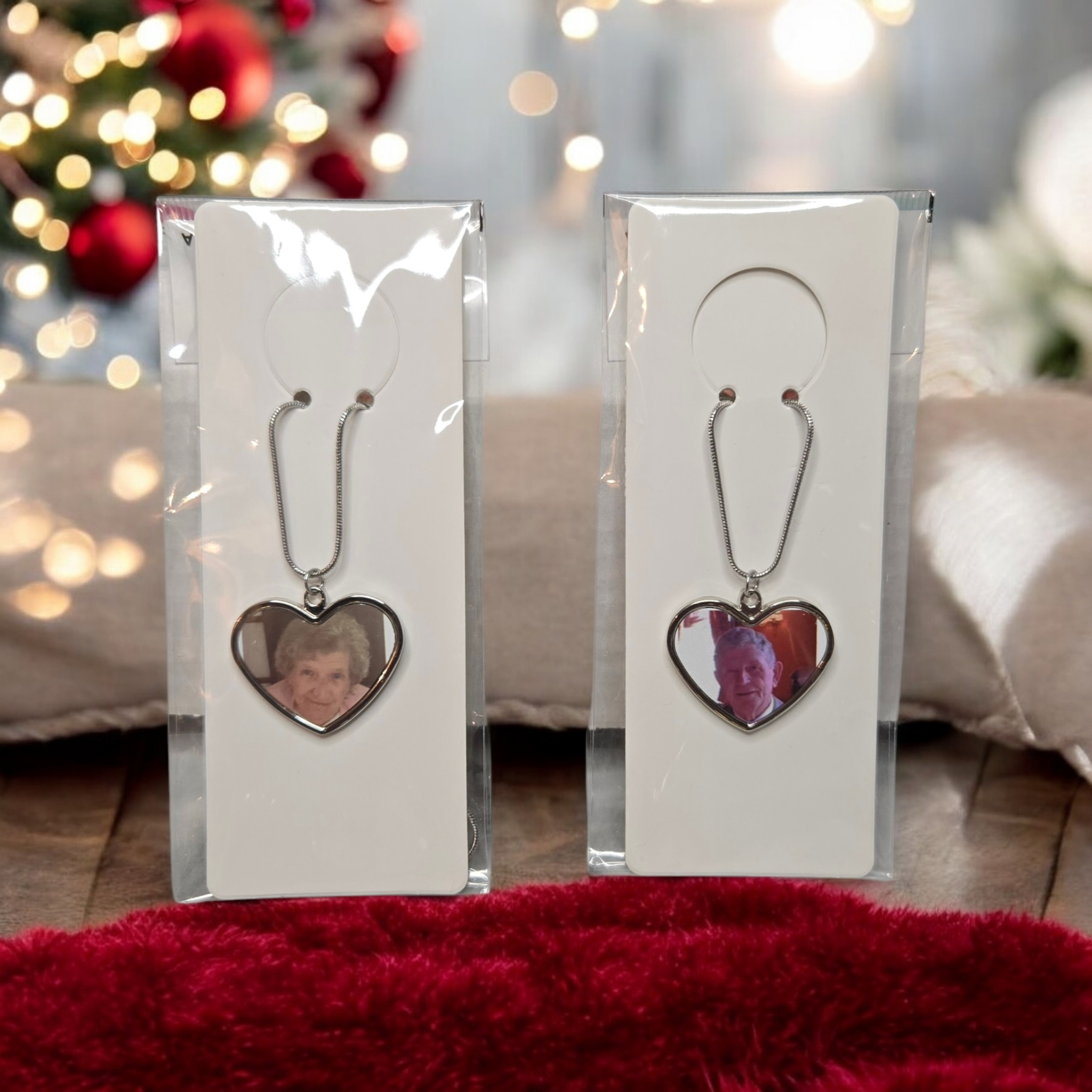Heart photo necklace